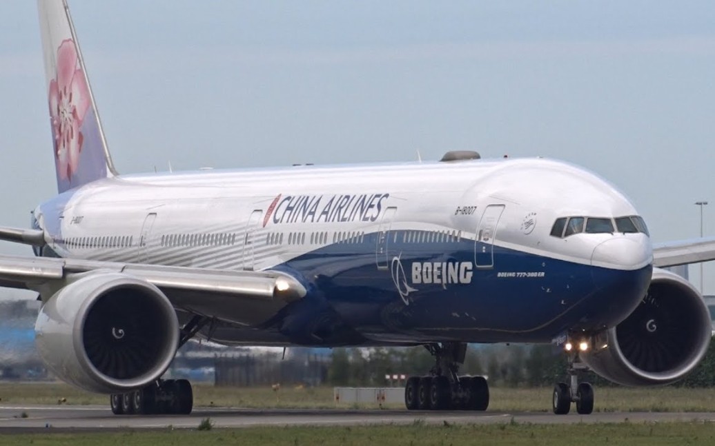 Boeing 777-200(ER) VS Boeing 777-300(ER)-哔哩哔哩
