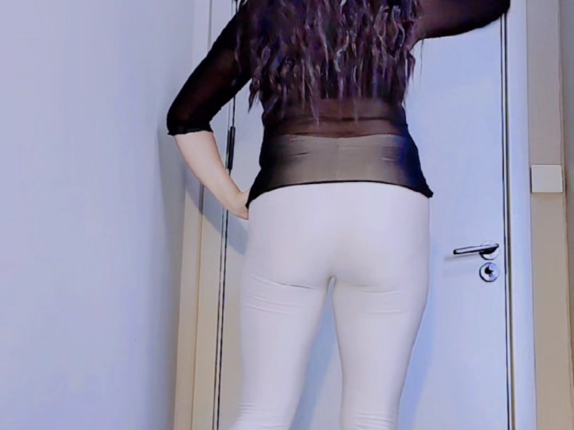 好与不好，都是生活，尽力就好。允许所有的事与愿违，用最宽的心，装最多的幸福，希望日子安稳，抬头皆是温柔。