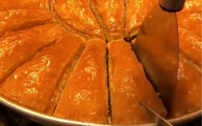 土耳其Baklava奶油胡萝卜果仁蜜饼哔哩哔哩bilibili