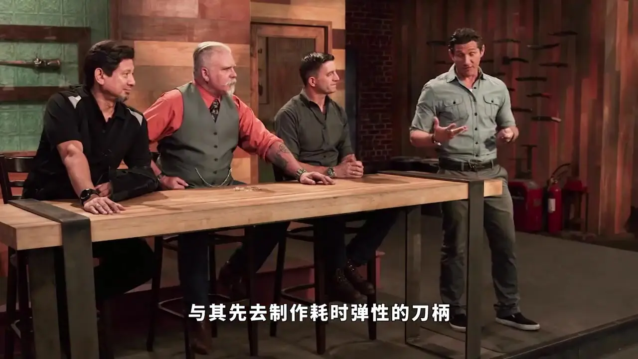 锻刀大赛最坚硬假人，s级十字剑当头砍下，究竟鹿死谁手？