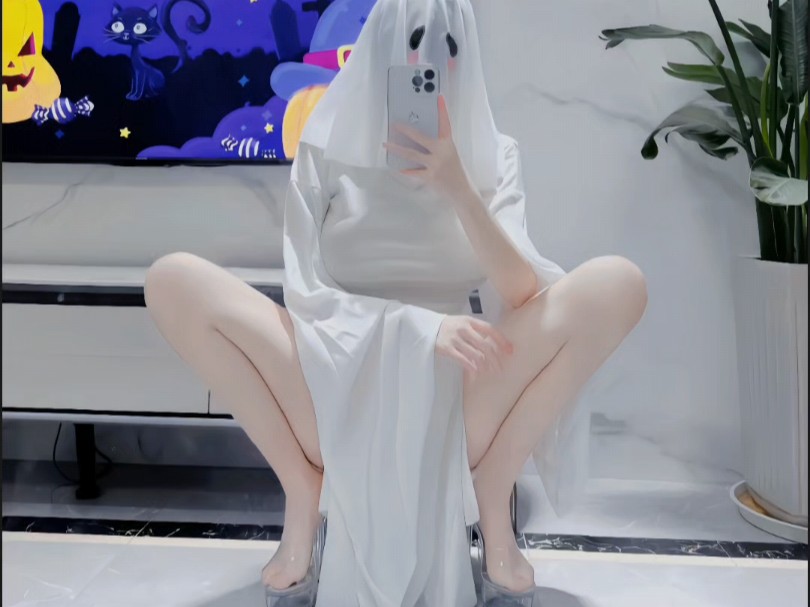 It's a spooky costume. It just looks good on you.