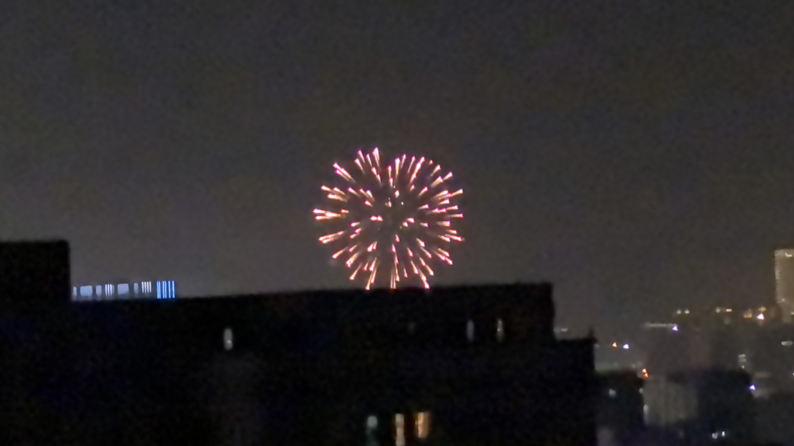 周末随手拍烟花