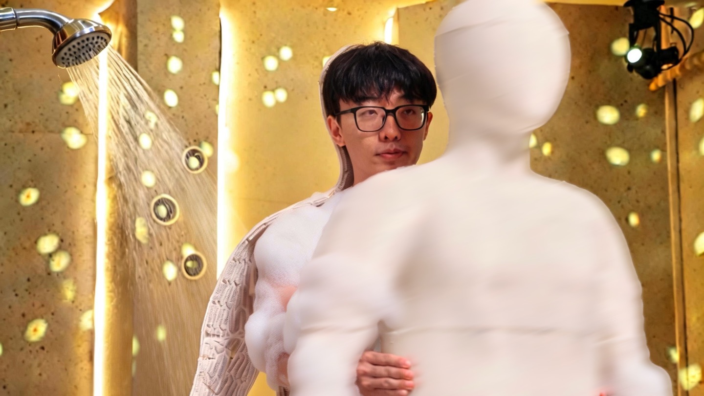 做了一台人形搓澡机