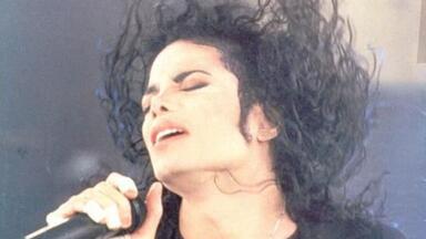 [宝玉拣集· 蓝光]Give In To Me<em class="keyword">向我</em>屈服 <em class="keyword">迈克尔·杰克逊</em>赋予旷野与激情|中英字幕|