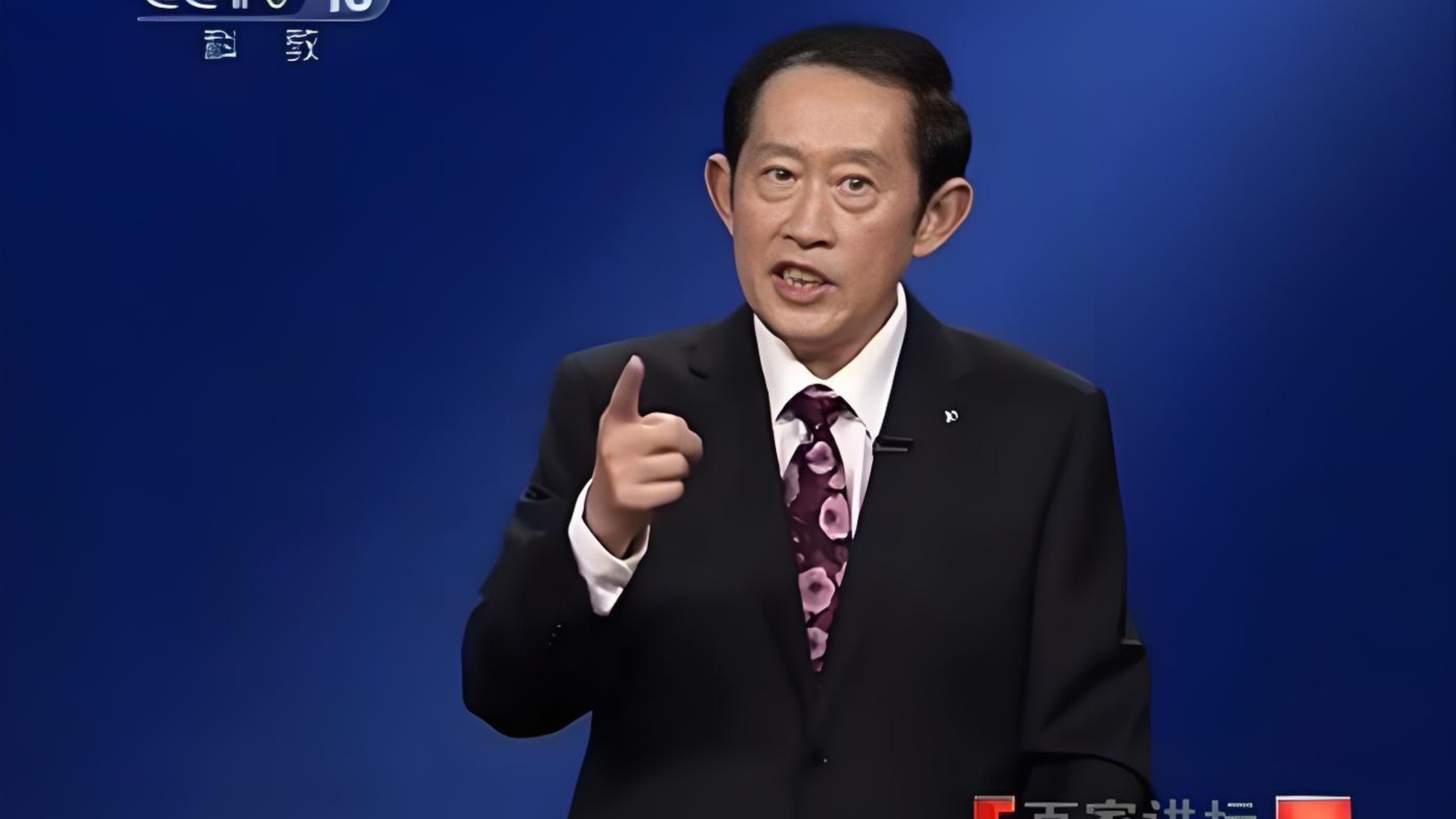 掏空老百姓的代价有多惨？为什么古代王朝永远熬不过300年？为什么皇帝死活收不上富人的税？#王立群