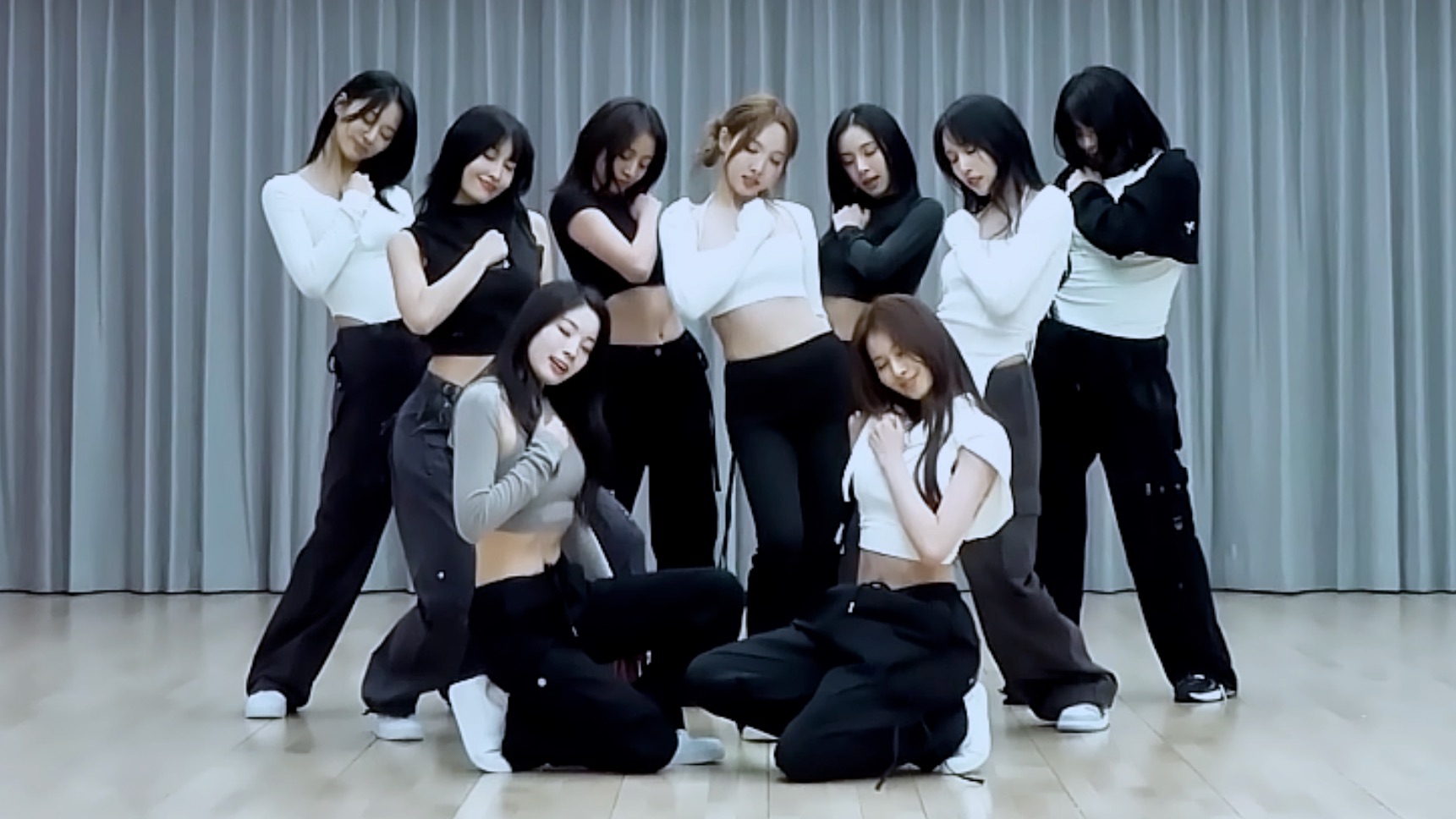 【4K镜面】TWICE - ONE SPARK 练习室 分段循环 直拍 带节拍/纯伴奏/纯人声 画放大 替音轨♡扒舞专用