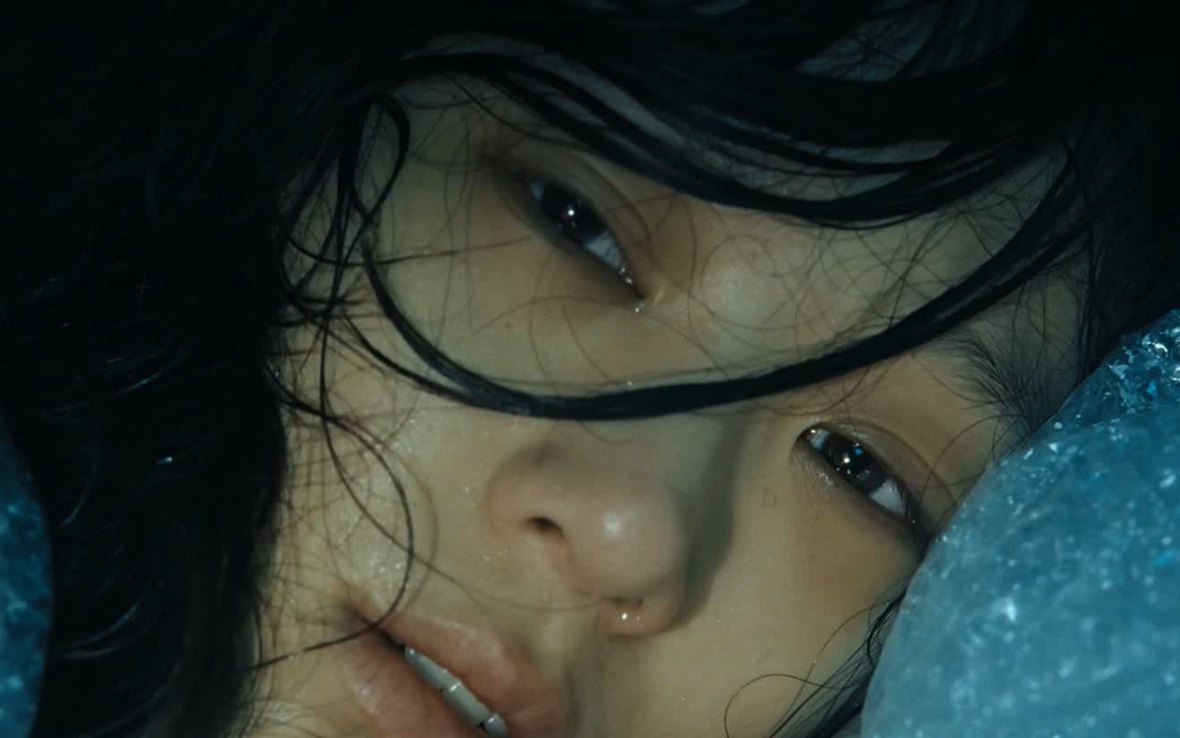 【越哥】一部脑洞大开的韩国电影，成年人的那点秘密，全让它抖出来了！