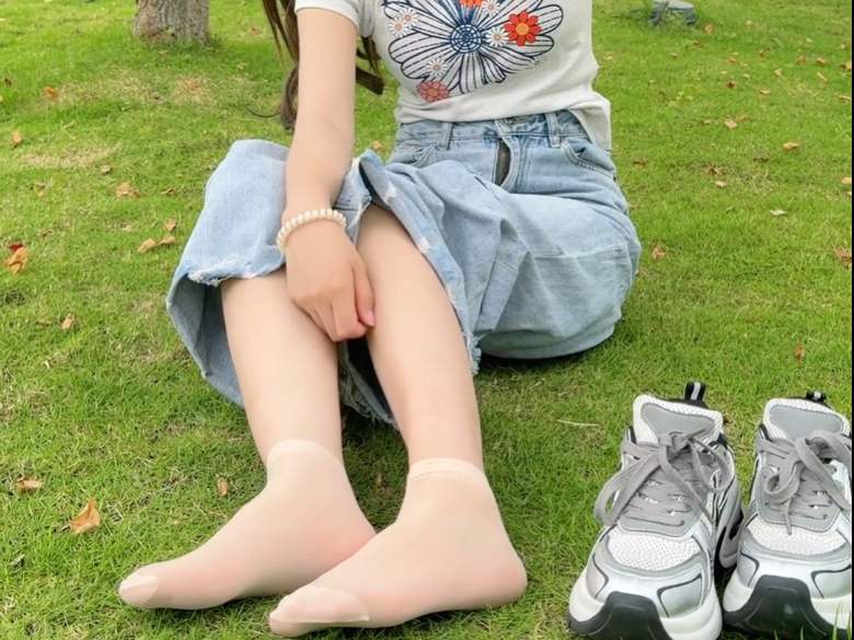 户外草坪拍摄现场