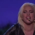 Lady Gaga《Million Reasons》 Live 把星空草原搬到了舞台之上，gaga一个人坐在其中安静弹着