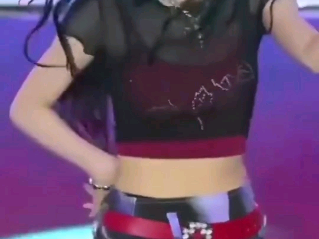 柳智敏一直都挺大