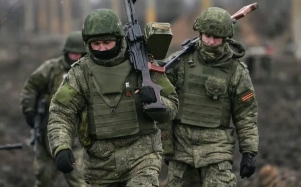 【装备介绍】205元到手的可以出俄军动员兵的单绿色全防防弹衣外壳到手，顺便买了三个手提袋