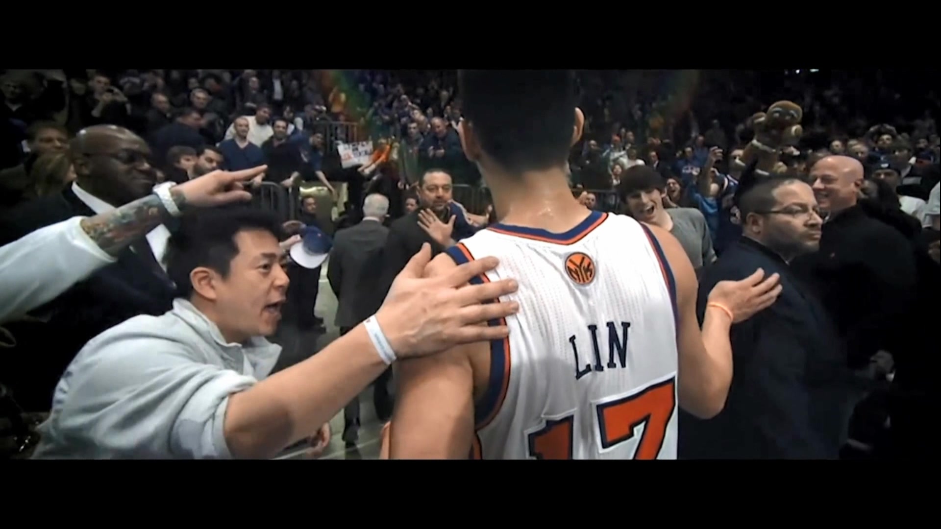 【NBA】林书豪坎坷篮球路,他用自己的每一次努力,向全世界说:黄皮肤的我们可以!