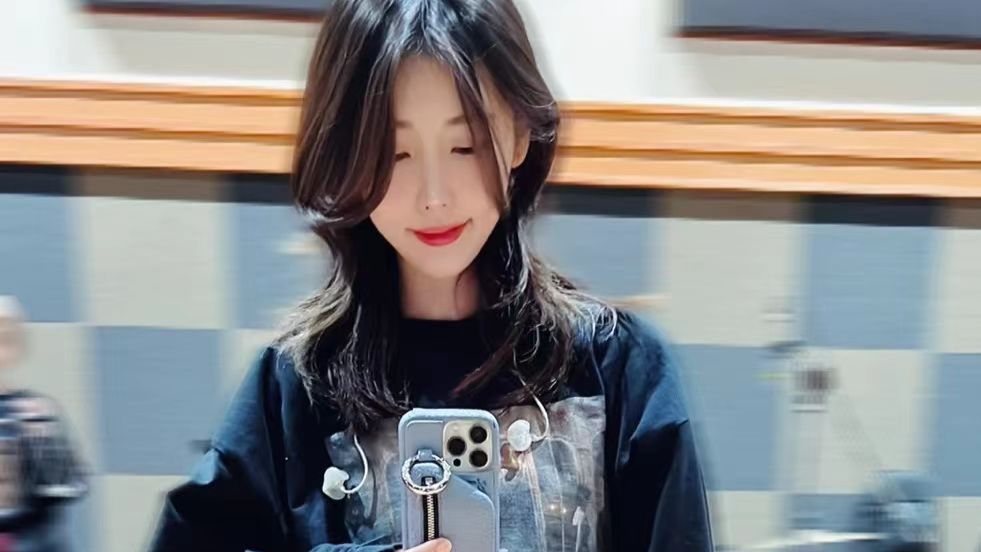 【中字切片】人生中想做一次的事是很多人面前唱歌