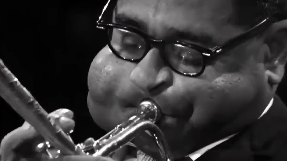 Dizzy Gillespie - Tin Tin Deo (1951)