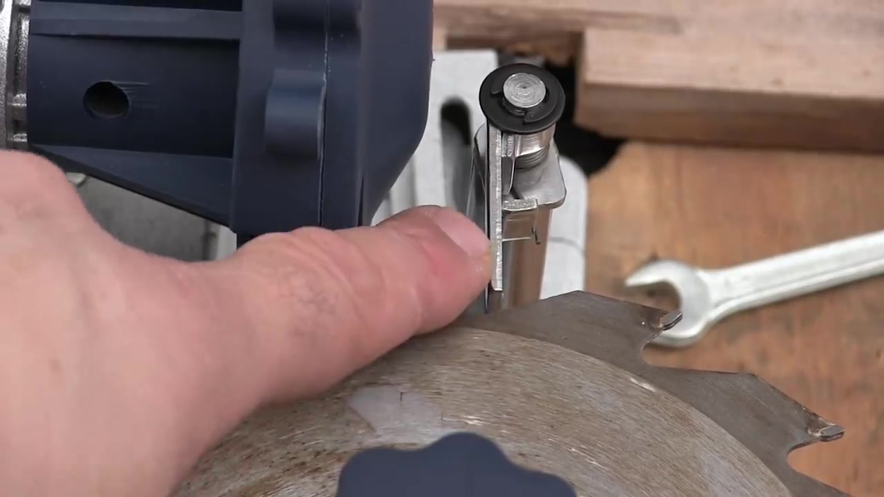 圆锯片磨刀机评测Harbor Freight Circular saw blade sharpener review ( Chicago