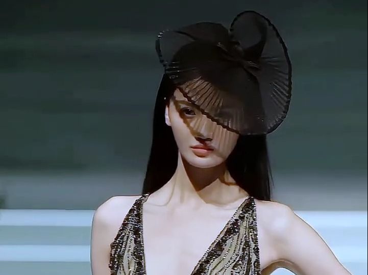 模特姜林熙晨礼服秀2