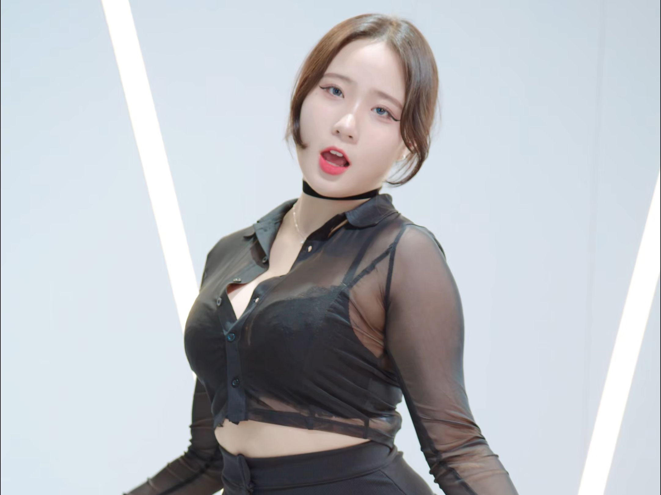 郑仁 Phone Number 220319