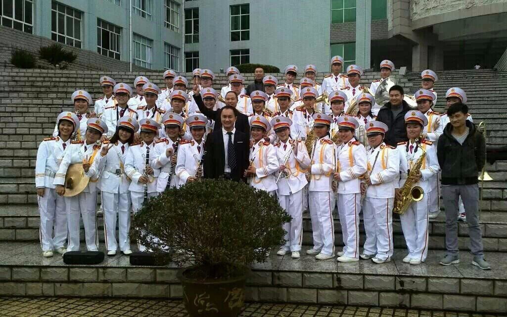 管乐合奏赫章二中管乐团2014年器乐大赛颁奖典礼演奏