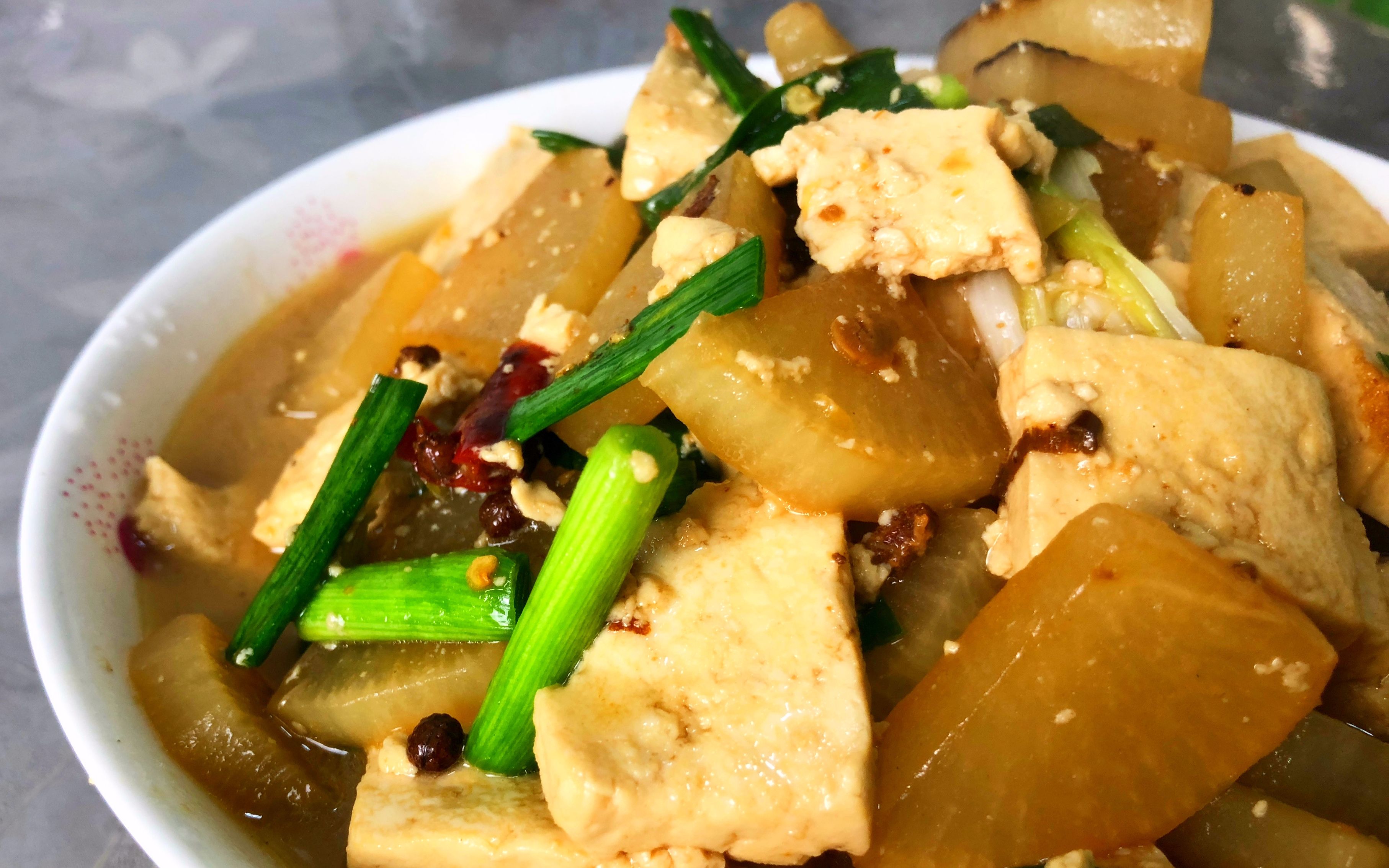 萝卜豆腐汤怎么做_萝卜豆腐汤的做法_糖小田yuan_豆果美食