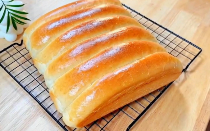 奶香排包｜柔软拉丝的面包软可以撕着吃的奶香排包