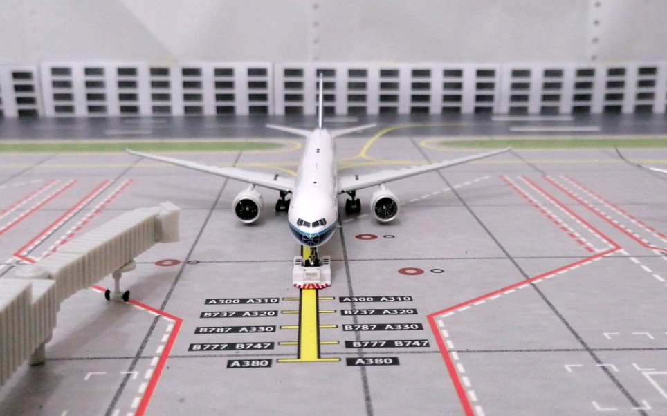 飞机定格动画：波音南航777的一次起飞