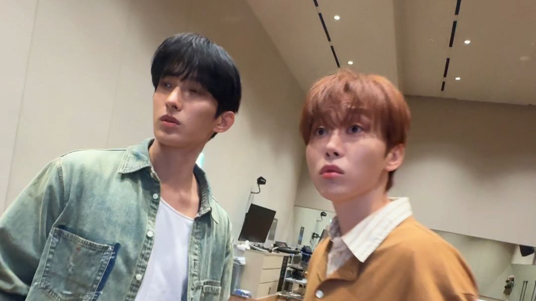 260723 SEVENTEEN 李灿DINO 客串铁人Picheolin #疯了疯了 大概是为DK&胜宽 发了疯—̳͟͞͞♥ 零站