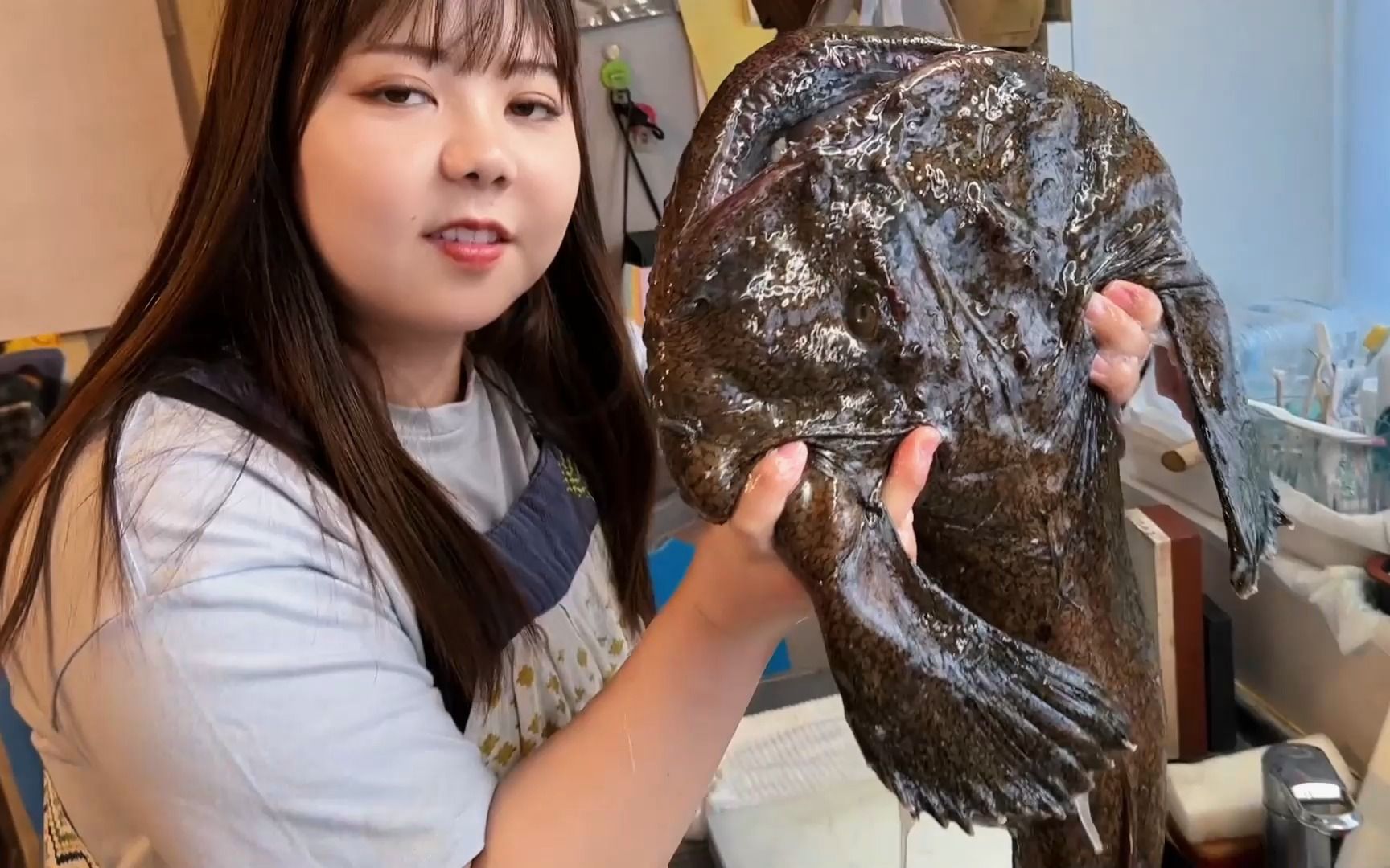 日本丈母娘第一次吃红烧口味的鱼：鱼还能这样做？