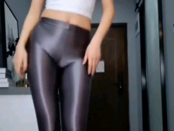 【籼珑】最新视频来袭，快来看看吧！