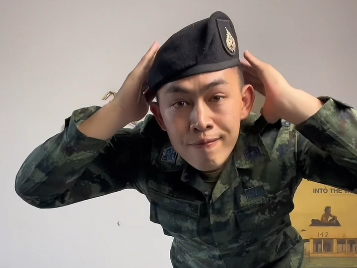 泰国士兵日常服饰穿搭，制服都偏爱紧身。