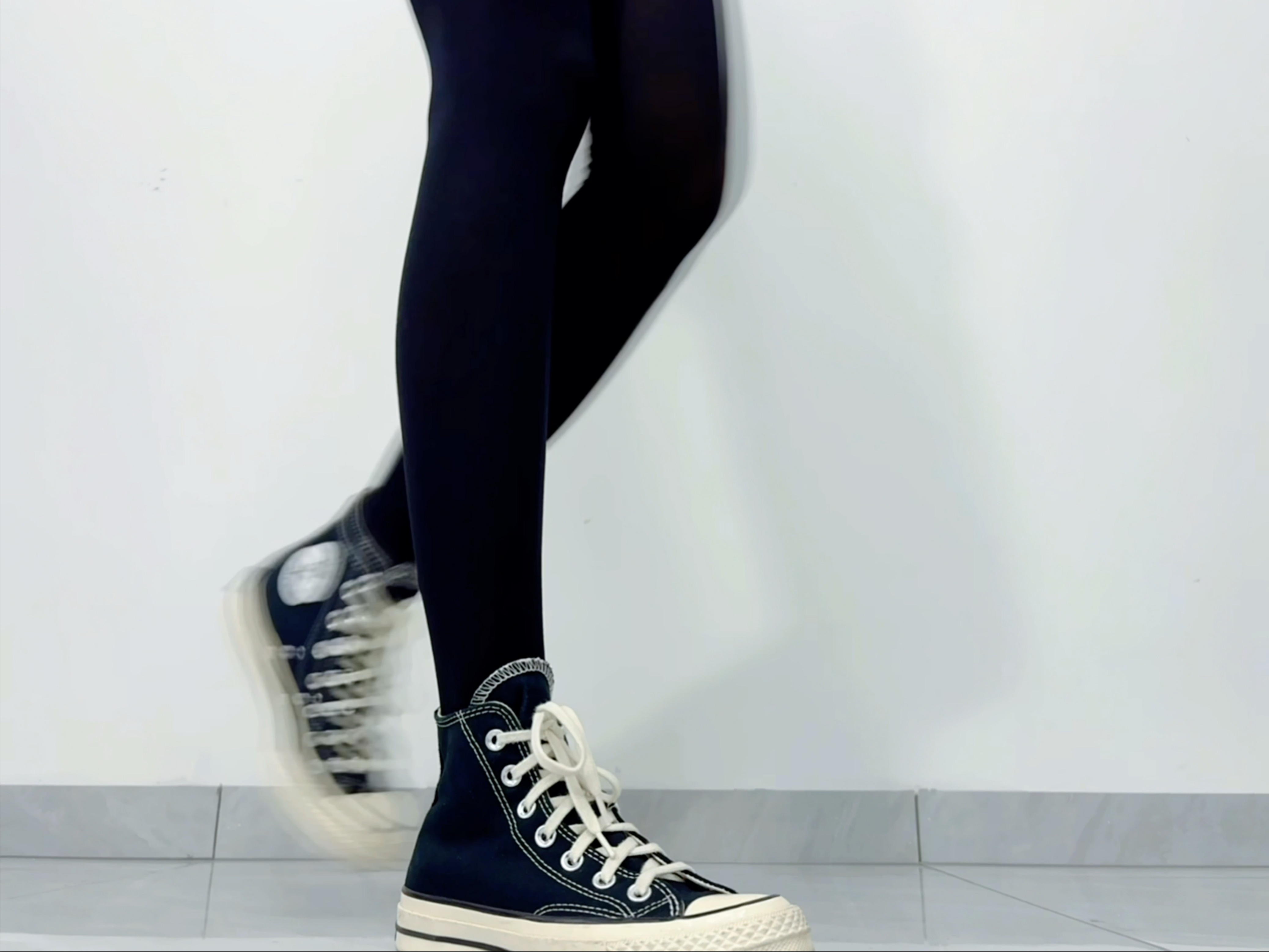 匡威-黑色经典高帮帆布鞋