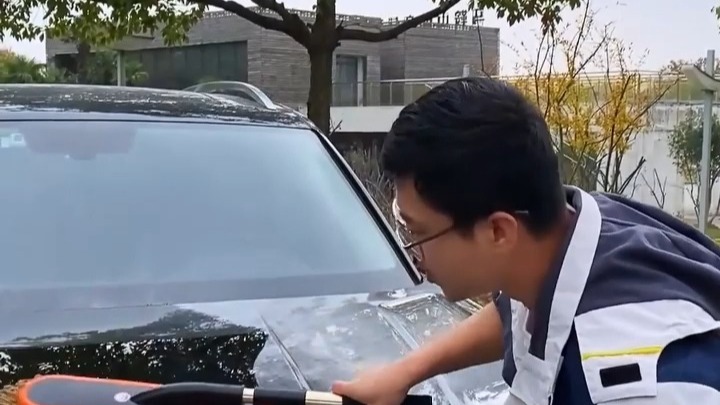 您给爱车准备洗车蜡拖了吗？