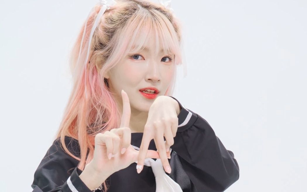 LOVE DIVE Seo Young Student Uniform