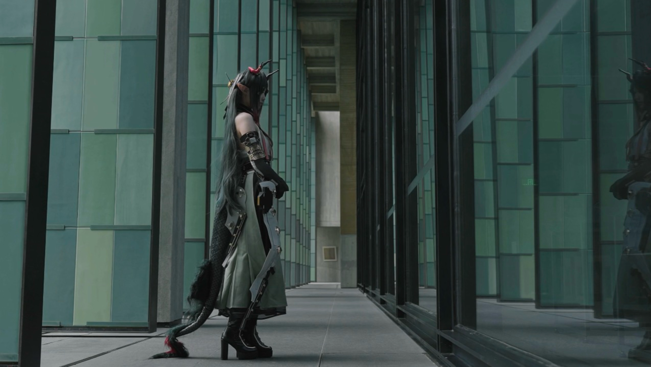 【终末地cos】为了还原，我找到了和武陵城一样的地方 | KIKO-网瘾少女版的精彩视频-coser家，cosplay爱好者，二次元聚集地，动漫文化，新番资讯，ACG，Coser展示