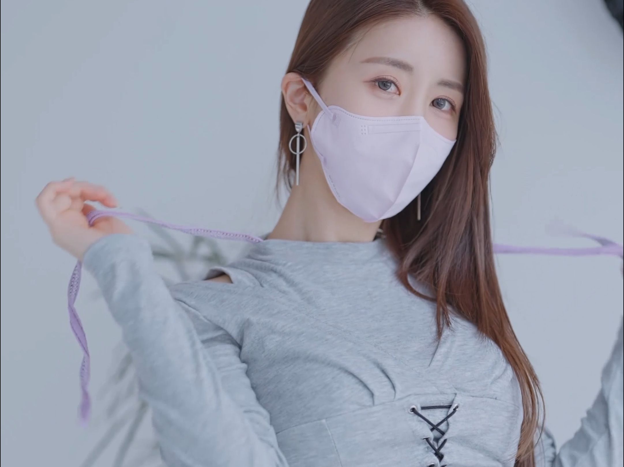 Miss Rose's Lilac Hot Pants Outfit