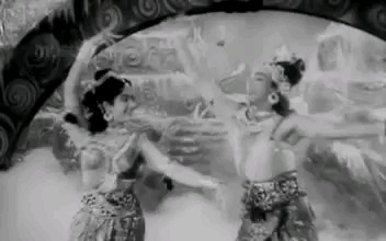 湿婆和萨蒂斗舞  印度古典舞大师Kamala和大师Gopi Krishna的一段舞蹈