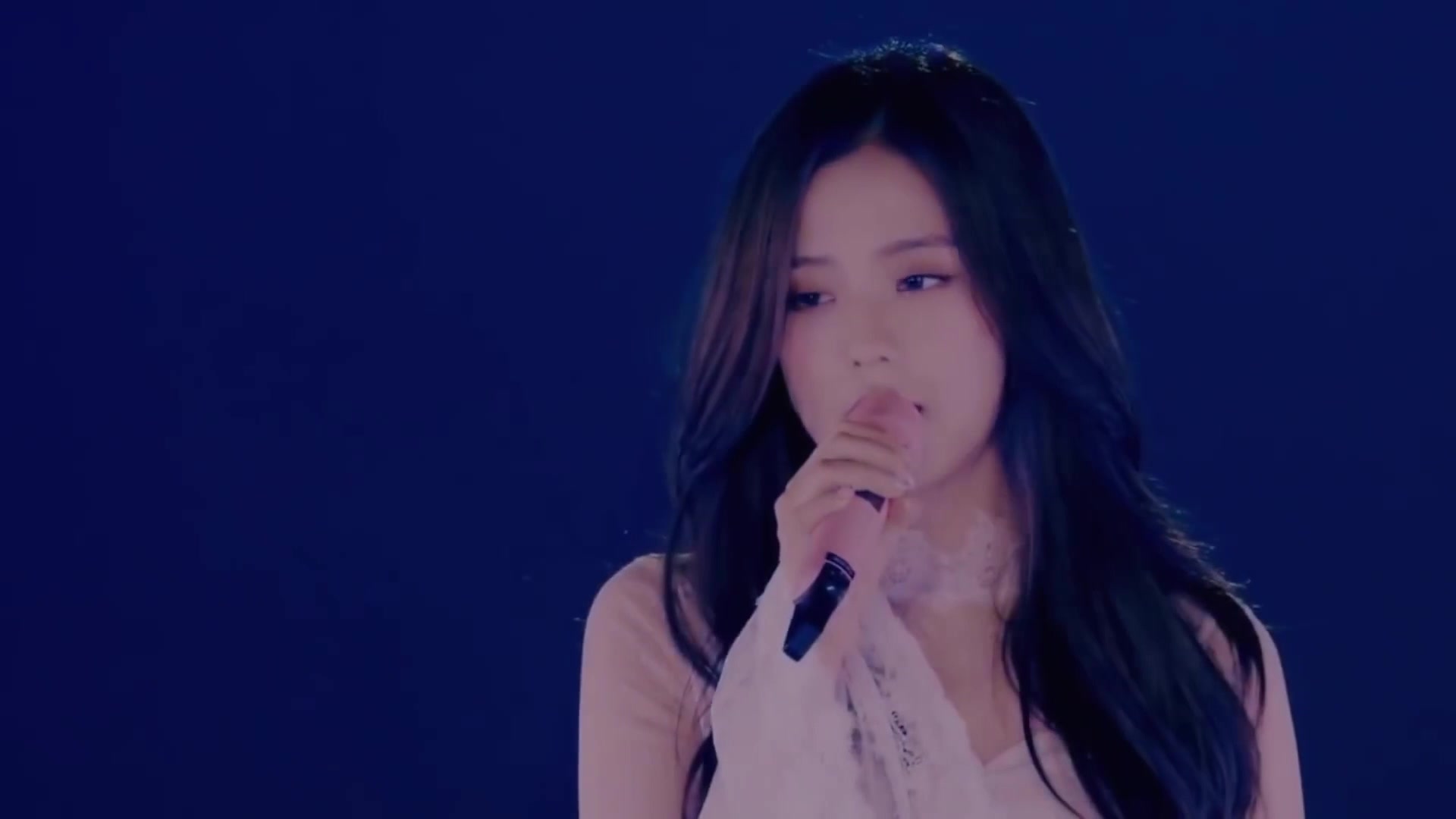 JISOO Yuki no Hana (Snow Flower) BLACKPINK ARENA TOUR 2018_哔哩哔哩