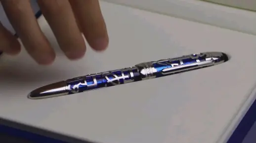 开箱一只价值七万元多元的钢笔，这可能是世界上最漂亮的钢笔丨ZHC
