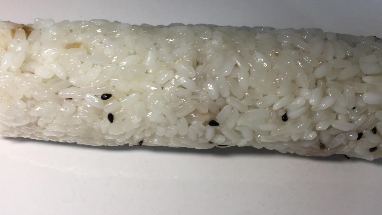 KFC新品【肉酥油条握的大饭团】体验报告【小达达】吃遍上海#S04E55
