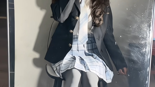 East Season Warm Gray