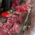 去猪肉市场买肉过年，看完价格感觉还是吃不起啊，忍痛割肉