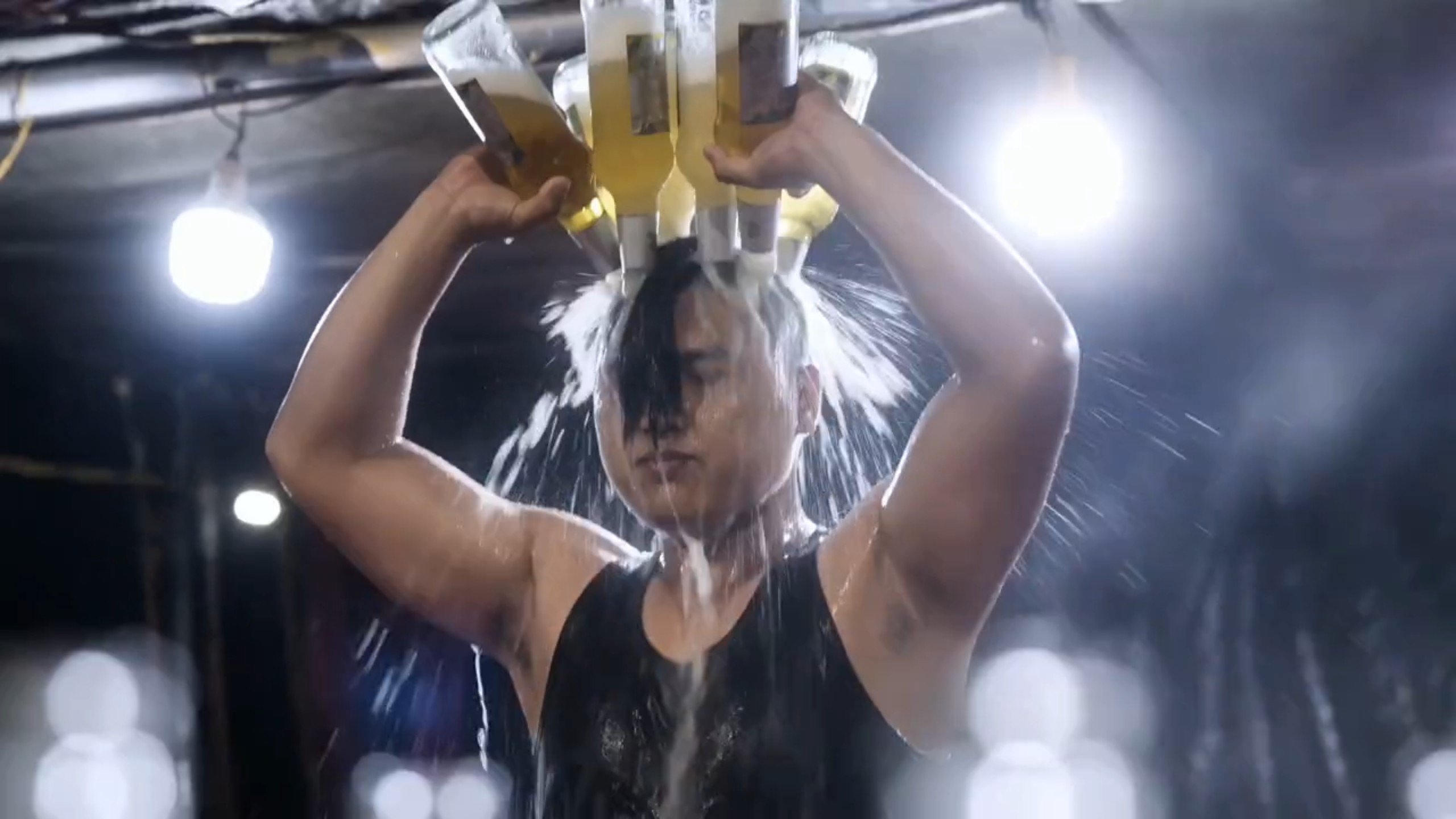 曾经的王king，他不是过气。 他是被封死了所有出路。【AI偶像】
