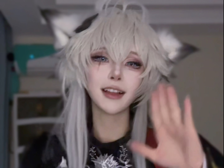 幸好是明日方舟不然就火了