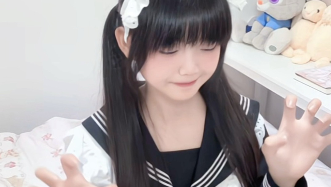 如果你觉得别人也可爱的话那我再也不会给你卖萌了◟(› ꘍ ‹ ◟) ！