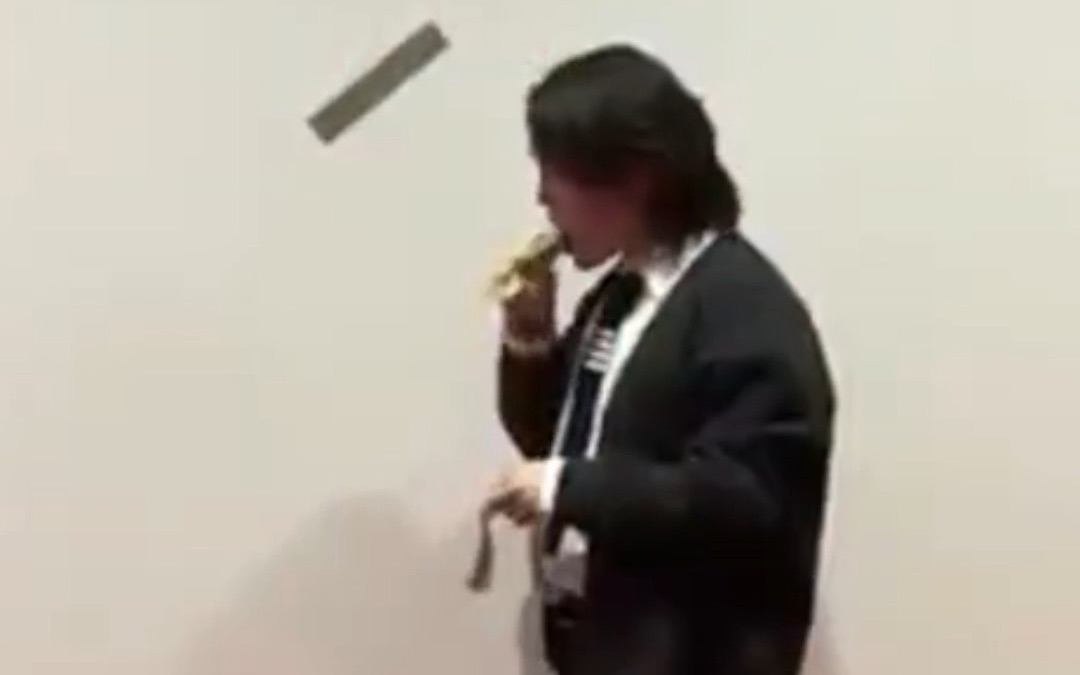 韩国大学生吃掉价值12万美元香蕉艺术品 原作者表示“没关系”