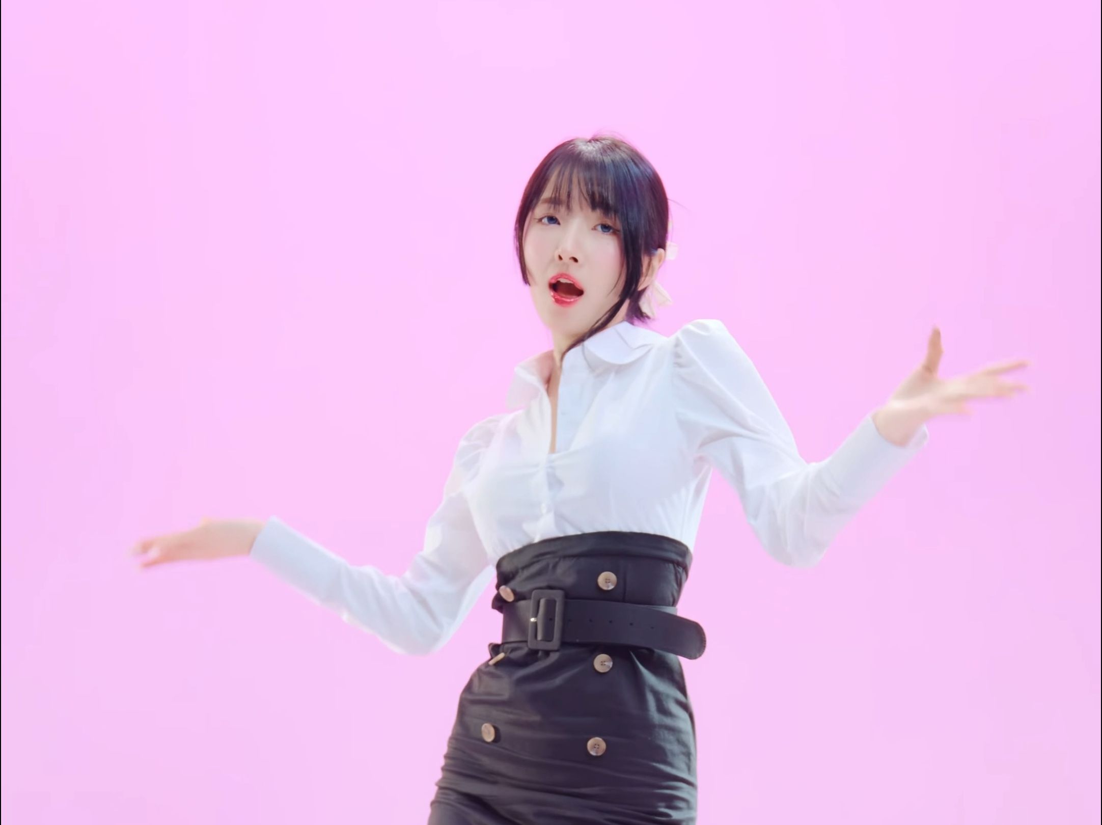 Seo Young, Excuse Me, OL