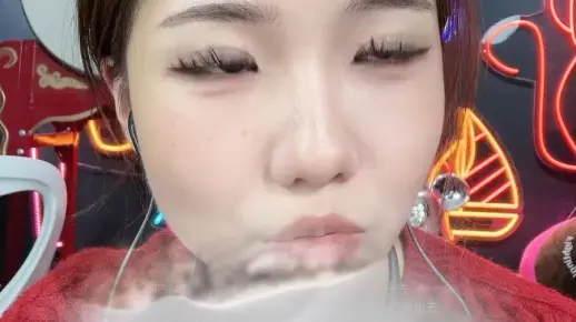 小妖精直播回放1月13日0点15分-1点20分场（六）