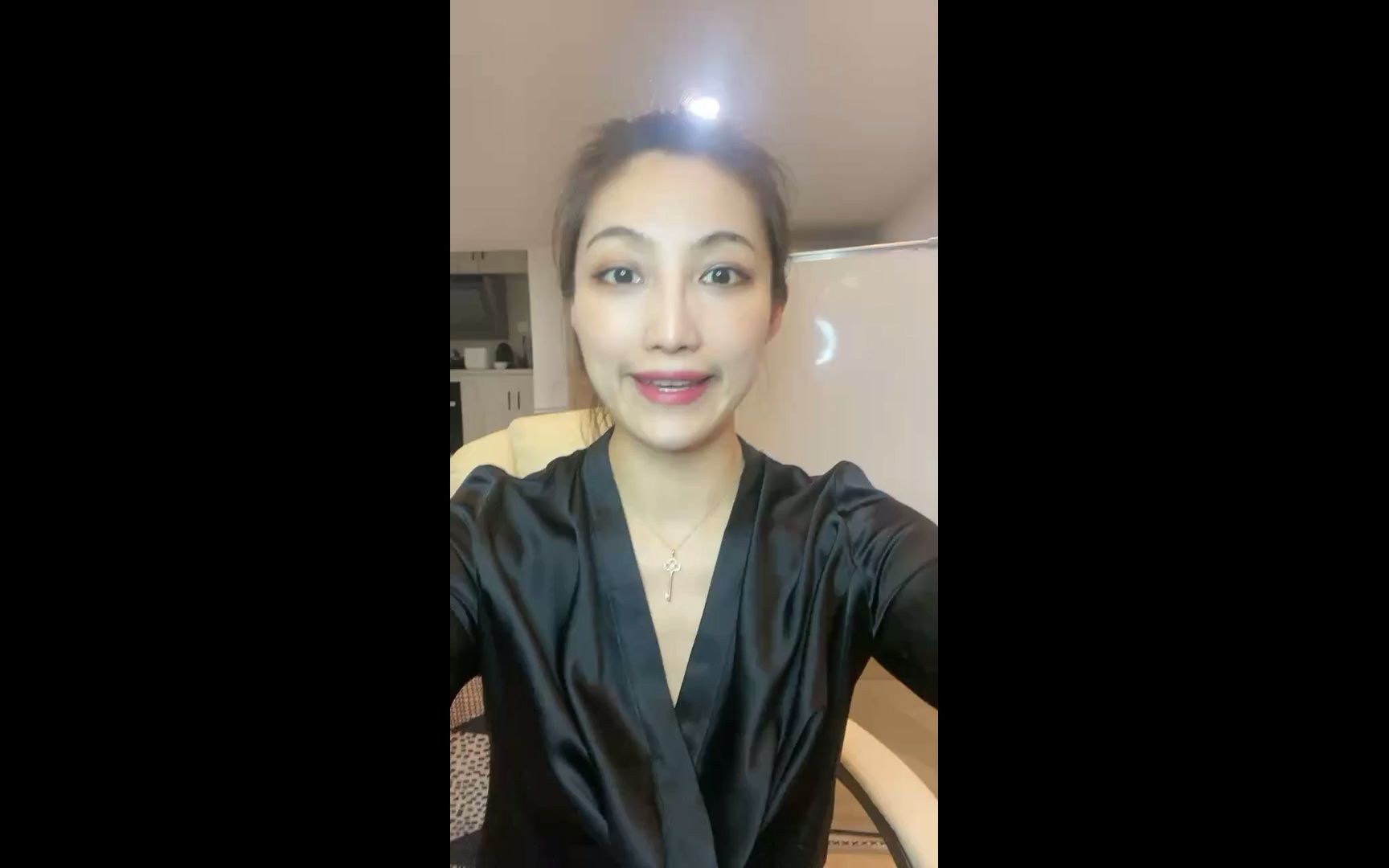 曲曲：高明的向上社交课