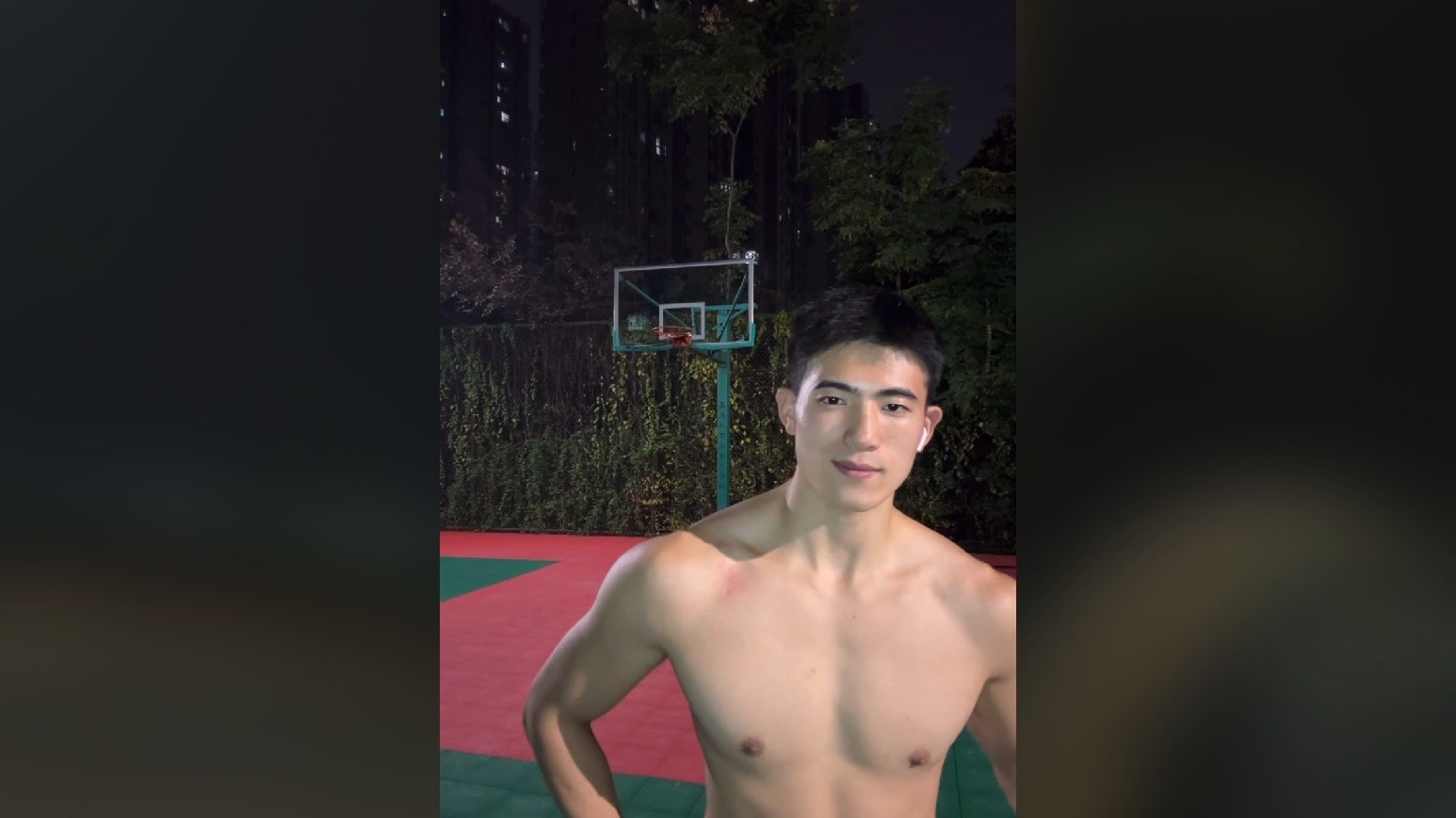 ScreenRecording_10-31-2025 18-57-43_1