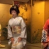 名古屋舞艺妓的座敷游戏”金鯱“（倒立）