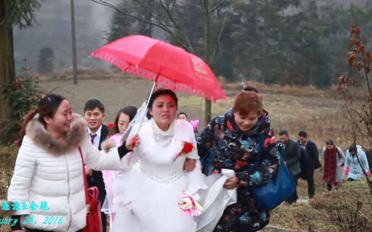 全程实拍，贵州大山里结婚真是场景，看哭了